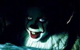 《小丑回魂》：比利·斯古尔兹的恐怖演绎引发观众恐惧缩略图