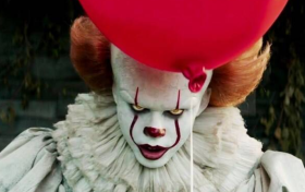 比尔·斯卡斯加德回忆《小丑回魂》选角时遭遇的“恶意”批评和制片方的抉择缩略图